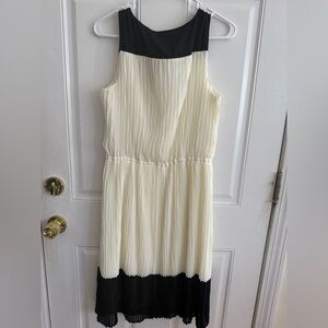 Black and White Sleeveless Dress